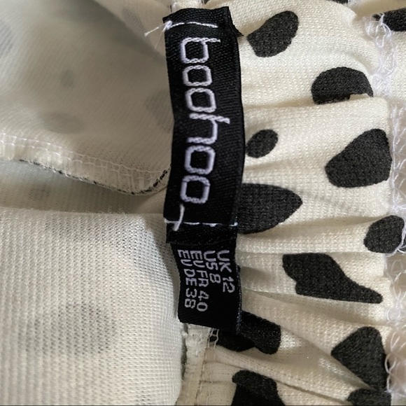Boohoo Cow Print Shorts - Picture 3 of 10